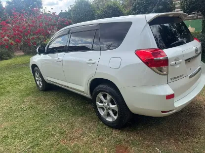 Picture of Toyota Vanguard 2013