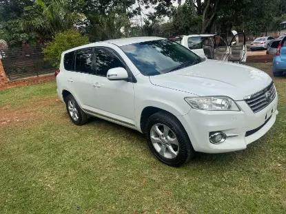 Picture of Toyota Vanguard 2013
