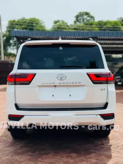 Picture of Toyota Land Cruiser 2023