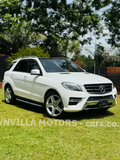 Picture of Mercedes Benz ML-Class 2016
