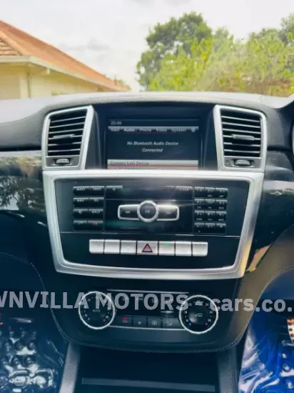 Picture of Mercedes Benz ML-Class 2016