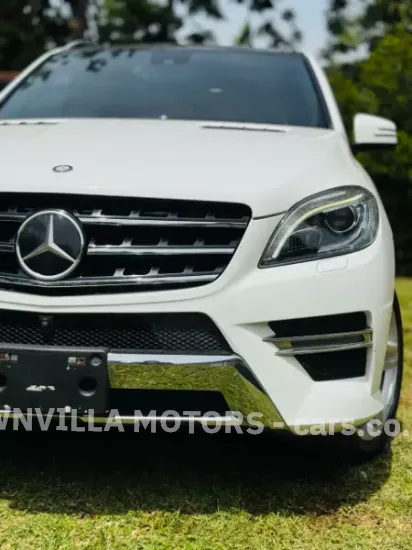 Picture of Mercedes Benz ML-Class 2016