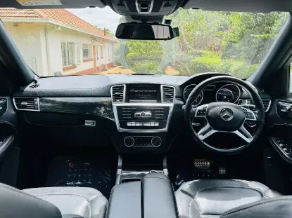 Picture of Mercedes Benz ML-Class 2016