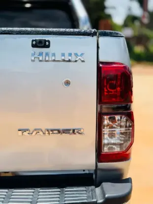 Picture of Toyota Hilux 2012