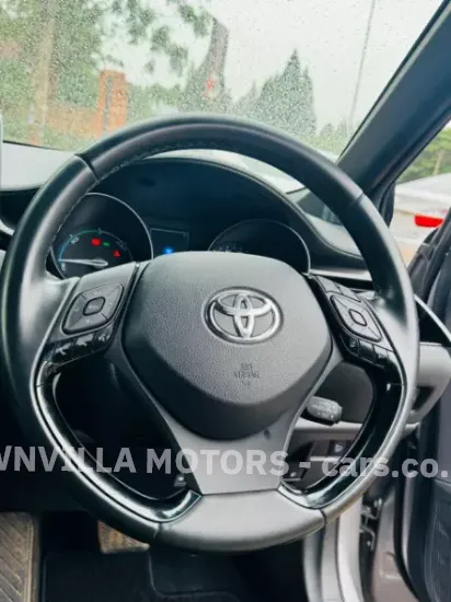 Picture of Toyota C-HR 2018