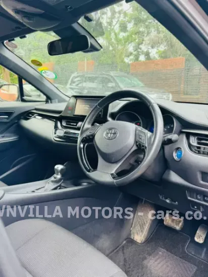Picture of Toyota C-HR 2018