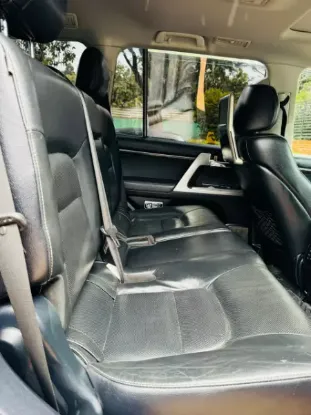 Picture of Toyota Land Cruiser 2015