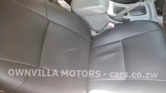Picture of Toyota Hilux 2010
