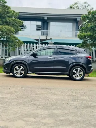 Picture of Honda Vezel 2015