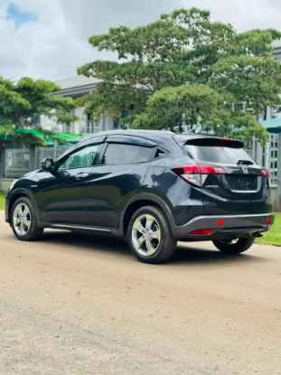 Picture of Honda Vezel 2015