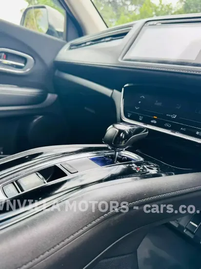 Picture of Honda Vezel 2015