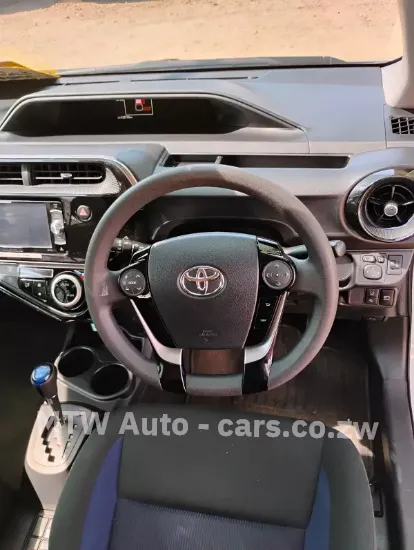 Picture of Toyota Aqua Hybrid 2018