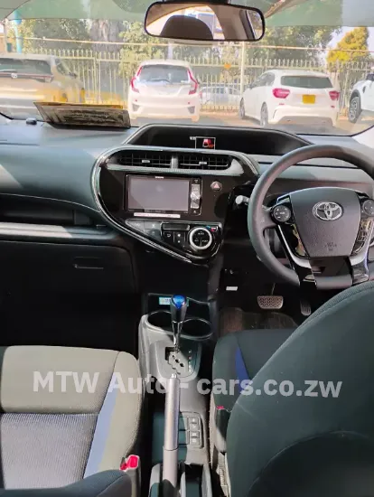 Picture of Toyota Aqua Hybrid 2018