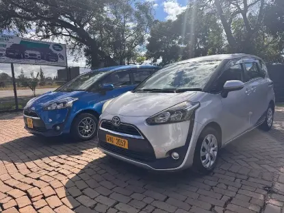 Picture of Toyota Sienta 2017