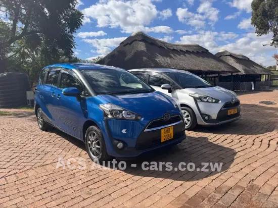 Picture of Toyota Sienta 2017