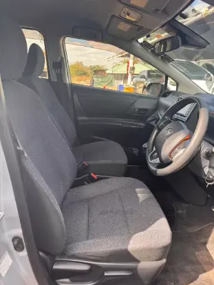 Picture of Toyota Sienta 2017