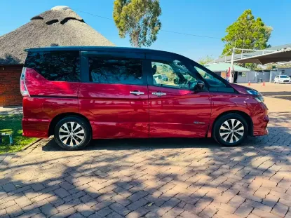 Picture of Nissan Serena 2016