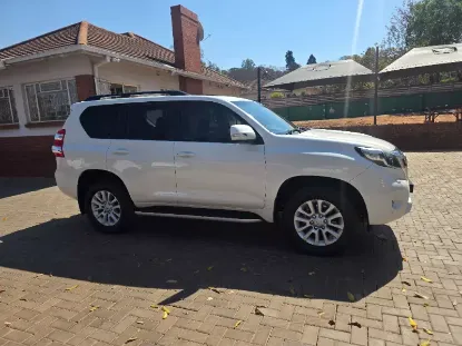 Picture of Toyota Prado 2017