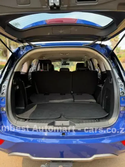 Picture of Isuzu Mu-X 2023
