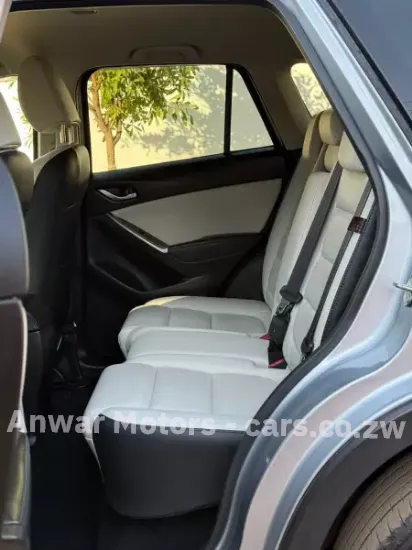 Picture of Mazda CX-5 2016