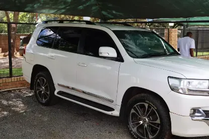 Picture of Toyota Land Cruiser 2020