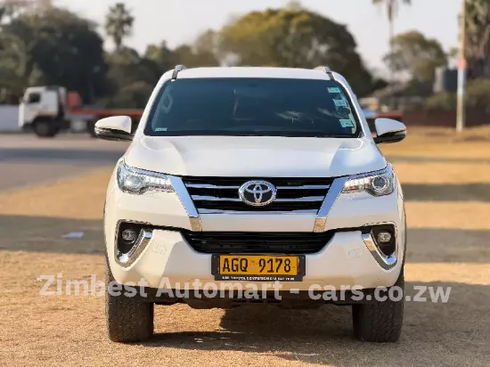 Picture of Toyota Fortuner 2019
