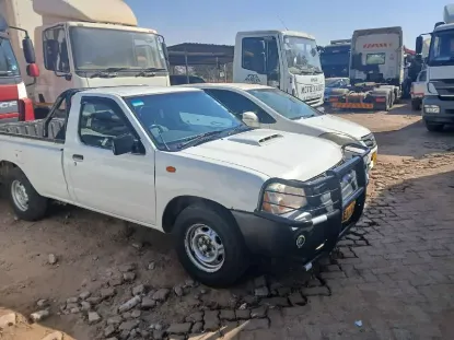 Picture of Nissan NP300 2016