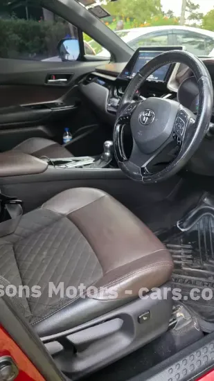 Picture of Toyota C-HR 2017