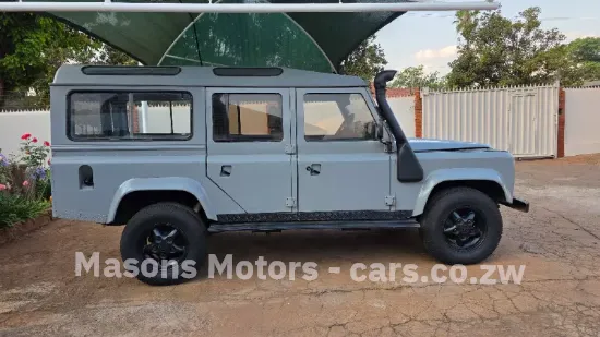 Picture of Land Rover Defender 1999