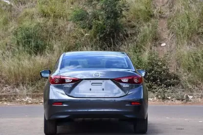 Picture of Mazda Axela (Mazda 3) for hire!