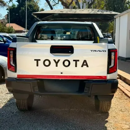 Picture of Toyota Hilux 2026