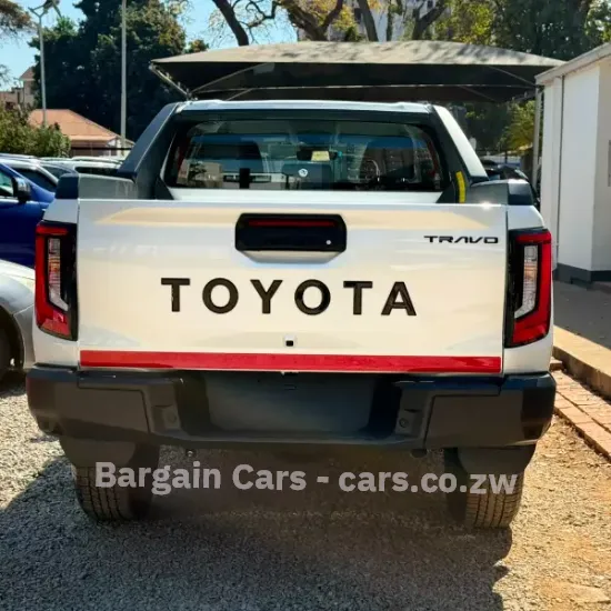 Picture of Toyota Hilux 2026