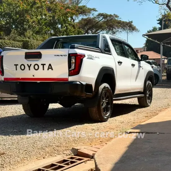 Picture of Toyota Hilux 2026