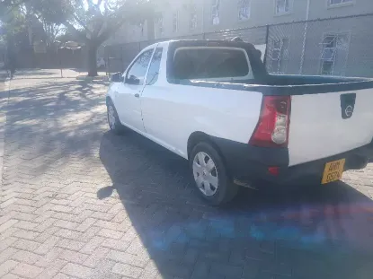 Picture of Nissan NP200 2017