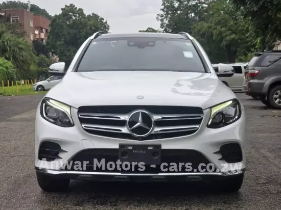 Picture of Mercedes Benz GLC 2017
