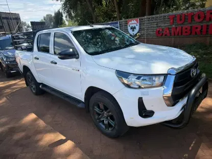 Picture of Toyota Hilux 2021