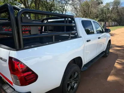 Picture of Toyota Hilux 2021