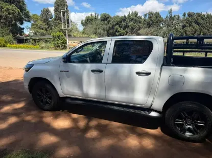 Picture of Toyota Hilux 2021