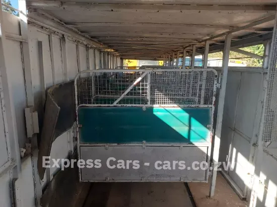 Picture of Horse Trailer Takes 8 Horses