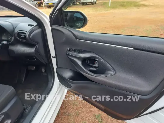 Picture of Toyota Yaris 2020