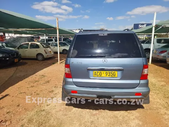 Picture of Mercedes Benz ML-Class 2005