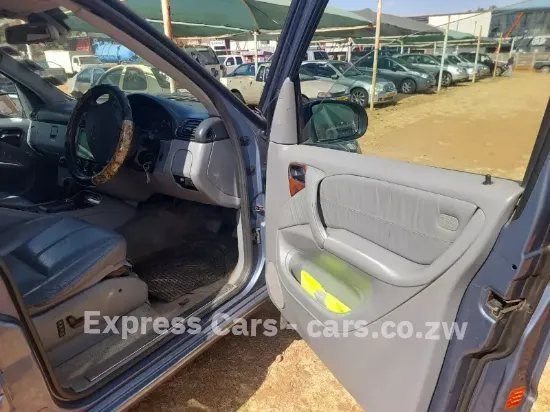 Picture of Mercedes Benz ML-Class 2005