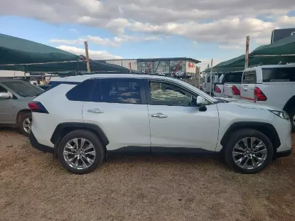 Picture of Toyota Rav4 2019
