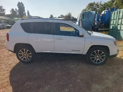 Picture of Jeep Compass 2014