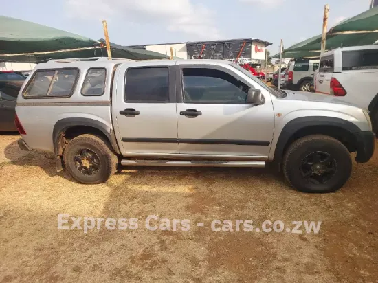 Picture of Isuzu KB250 2009