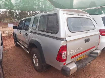 Picture of Isuzu KB250 2009