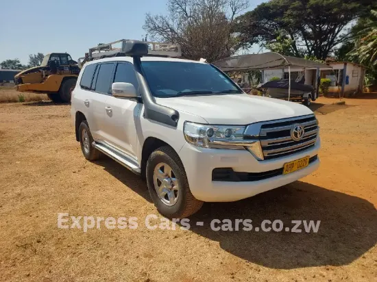 Picture of Toyota Land Cruiser 2016