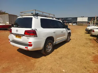 Picture of Toyota Land Cruiser 2016