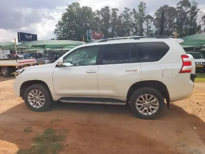 Picture of Toyota Land Cruiser 2016