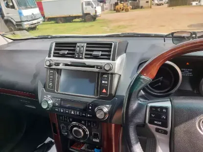Picture of Toyota Land Cruiser 2016
